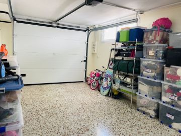 https://cdn.resales-online.com/public/199lfdjq5g/properties/26971131347711f0ad0102e0405b089b/w1200/33-f37a7fab00fce6ff6b895520b67d6d6d.jpg?v=1747715098