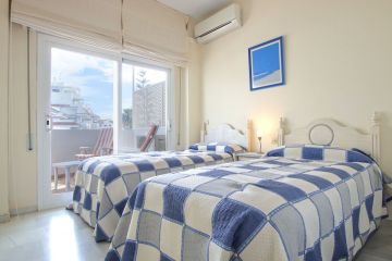 https://cdn.resales-online.com/public/kj4s0e6mui/properties/d7d07503316711f0ad0102e0405b089b/w1200/10-bb915d1cb19341576dcdc994b81ab9c5.jpg?v=1747730933