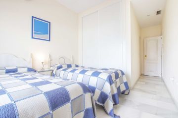 https://cdn.resales-online.com/public/kj4s0e6mui/properties/d7d07503316711f0ad0102e0405b089b/w1200/11-20939a0134ad724a8cb2a801094d15a4.jpg?v=1747730933