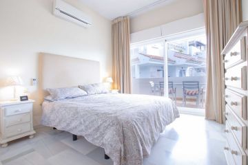 https://cdn.resales-online.com/public/kj4s0e6mui/properties/d7d07503316711f0ad0102e0405b089b/w1200/7-aa4cc561180b369757c0bb4af9886cd3.jpg?v=1747730933