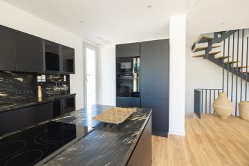 https://cdn.resales-online.com/public/igwbswt24etu184o/properties/44610f172bfa11f0ad0102e0405b089b/w1200/20-d1f7658cbe4ba6cd8666fec30fba80ad.jpg?v=1747376829