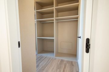 https://cdn.resales-online.com/public/igwbswt24etu184o/properties/44610f172bfa11f0ad0102e0405b089b/w1200/33-f37a7fab00fce6ff6b895520b67d6d6d.jpg?v=1747376829