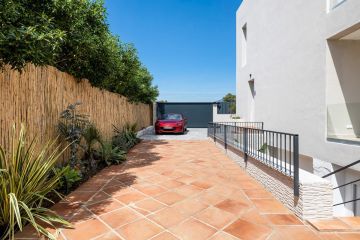 https://cdn.resales-online.com/public/igwbswt24etu184o/properties/44610f172bfa11f0ad0102e0405b089b/w1200/6-241328e1bcc9c0d8ce1222beb6c967a8.jpg?v=1747376829