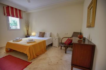 https://cdn.resales-online.com/public/126rkpuc5l/properties/4e2a01d7379b11f0ad0102e0405b089b/w1200/8-e64a9055bba3e77ac8aca3b893cdf826.jpg?v=1747983661