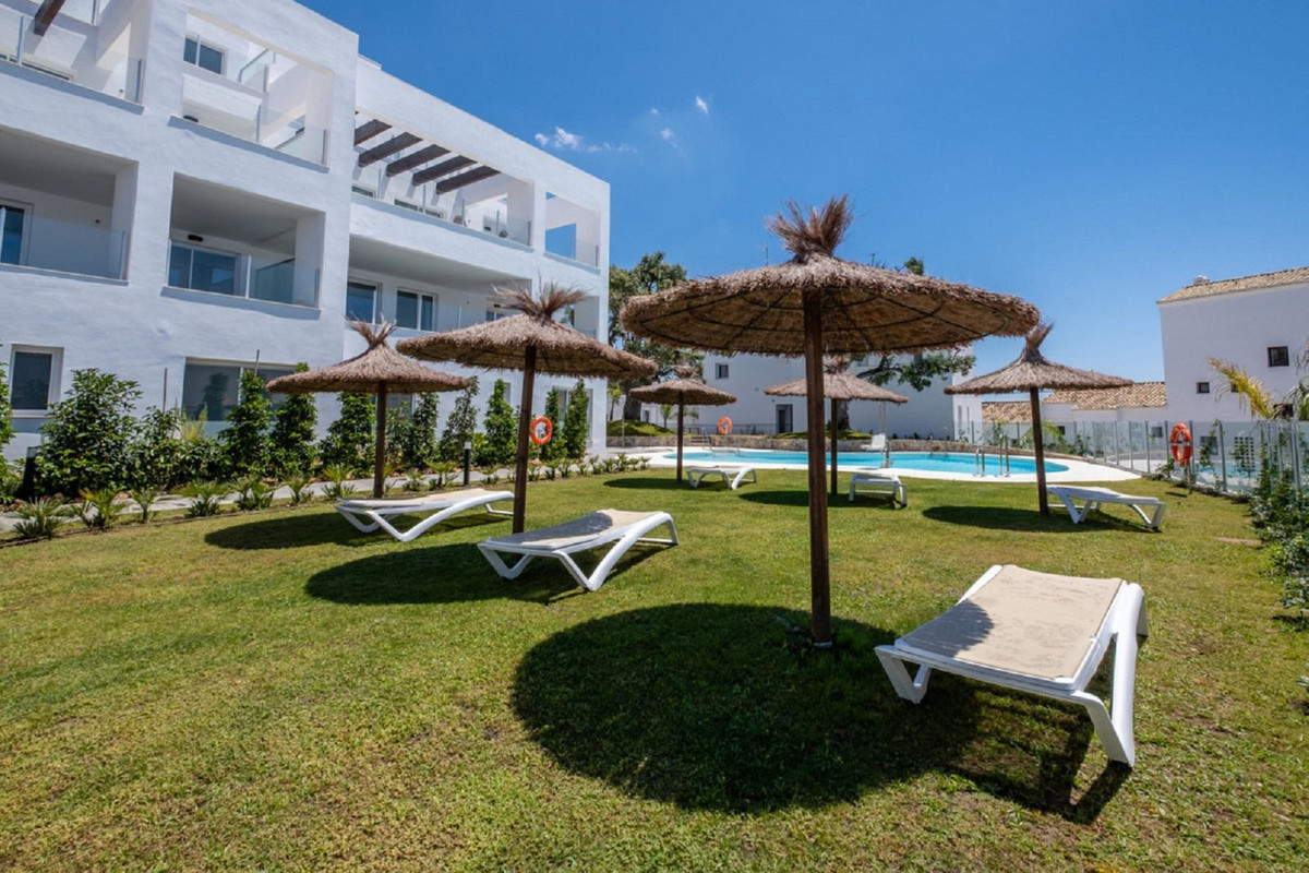https://cdn.resales-online.com/public/m8iv0mibx4/properties/2e91c4ca372f11f0ad0102e0405b089b/w1200/1-7980e48d732b6fc85c14b43b94d2aa54.jpg?v=1747937223