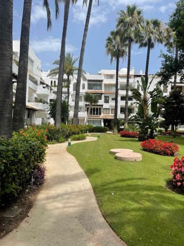 https://cdn.resales-online.com/public/mf919c1vse/properties/645f4131371711f0ad0102e0405b089b/w1200/7-aa4cc561180b369757c0bb4af9886cd3.jpg?v=1747929434