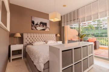 https://cdn.resales-online.com/public/sv5cqzrh1f/properties/20d3d30e37c811f0ad0102e0405b089b/w1200/17-dd5fcd4f0eb487dfa3803f7e20814c0e.jpg?v=1748002913