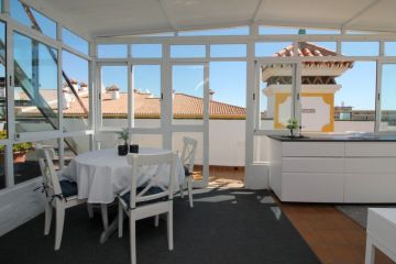 https://cdn.resales-online.com/public/l0vq491cr1/properties/0e03caf33a3311f0ad0102e0405b089b/w1200/9-467d0cee5b725f3ef65f102a0c2e69c0.jpg?v=1748269130