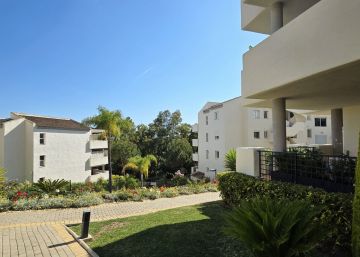 https://cdn.resales-online.com/public/66nt3mzl2e/properties/267444243a2311f0ad0102e0405b089b/w1200/13-5fd73dea700db77384c091ca9818b1a9.jpg?v=1748264446