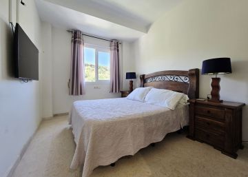 https://cdn.resales-online.com/public/66nt3mzl2e/properties/267444243a2311f0ad0102e0405b089b/w1200/20-d1f7658cbe4ba6cd8666fec30fba80ad.jpg?v=1748264446