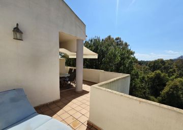 https://cdn.resales-online.com/public/66nt3mzl2e/properties/267444243a2311f0ad0102e0405b089b/w1200/9-467d0cee5b725f3ef65f102a0c2e69c0.jpg?v=1748264446