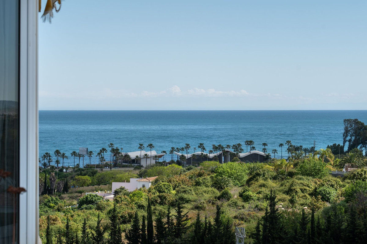 https://cdn.resales-online.com/public/6sls9sh3qn/properties/ed668bb03a0e11f0ad0102e0405b089b/w1200/1-7980e48d732b6fc85c14b43b94d2aa54.jpg?v=1748253912