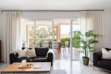 https://cdn.resales-online.com/public/ffy5dwawcp/properties/5154a67139ee11f0ad0102e0405b089b/w1200/4-c23c0f86247804fa50226aecd8b0b2c8.jpg?v=1748239217