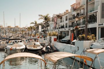 https://cdn.resales-online.com/public/ffy5dwawcp/properties/fc10031b385b11f0ad0102e0405b089b/w1200/21-2c707e7c511429b4f8ec4ee5f221ddb6.jpg?v=1748066416