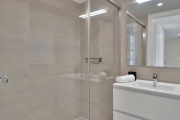 https://cdn.resales-online.com/public/4wiopnr8ch/properties/984c72ea37f811f0ad0102e0405b089b/w1200/14-d70dc3102c00d7be0e872dfe1c1f86d7.jpg?v=1748026166