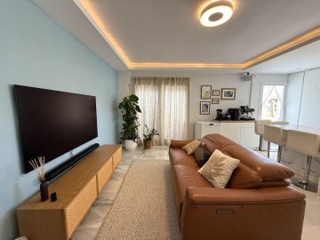 https://cdn.resales-online.com/public/ji01jy8heq/properties/9d00d97c30b811f0ad0102e0405b089b/w1200/5-3595ad71cbd87be6c3643a4285ef4791.jpg?v=1748271434
