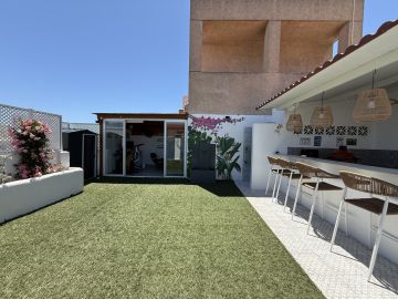 https://cdn.resales-online.com/public/ji01jy8heq/properties/9d00d97c30b811f0ad0102e0405b089b/w1200/7-aa4cc561180b369757c0bb4af9886cd3.jpg?v=1748271434