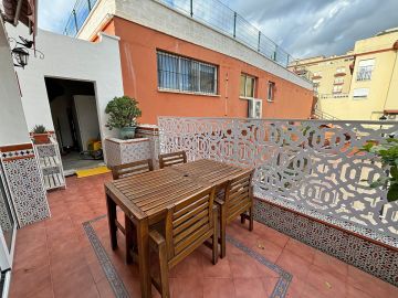 https://cdn.resales-online.com/public/43uk4ir2o1rtb42x/properties/640a45032bef11f0ad0102e0405b089b/w1200/28-ef19a2c59920e2e087cd278a51b6dbf8.jpg?v=1746700362