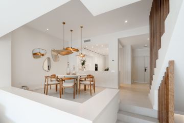 https://cdn.resales-online.com/public/xxgluerdu7/properties/cff947823ab411f0ad0102e0405b089b/w1200/9-467d0cee5b725f3ef65f102a0c2e69c0.jpg?v=1748324470