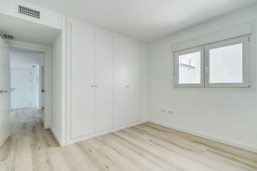 https://cdn.resales-online.com/public/hgk050u44e/properties/7135dc853cdd11f0ad0102e0405b089b/w1200/21-2c707e7c511429b4f8ec4ee5f221ddb6.jpg?v=1748563000
