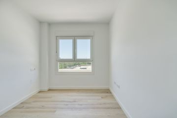 https://cdn.resales-online.com/public/hgk050u44e/properties/7135dc853cdd11f0ad0102e0405b089b/w1200/24-613bbc26f32d7013d348ef202dd30a43.jpg?v=1748563000