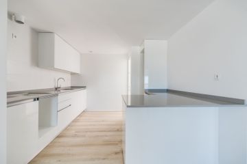 https://cdn.resales-online.com/public/hgk050u44e/properties/7135dc853cdd11f0ad0102e0405b089b/w1200/8-e64a9055bba3e77ac8aca3b893cdf826.jpg?v=1748563000