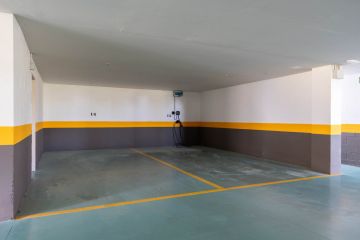 https://cdn.resales-online.com/public/ffy5dwawcp/properties/9a3d386b009911f08cfb02e0405b089b/w1200/31-5e8b9eb86a2d455eeaf43a7bbf3ccd12.jpg?v=1742367623