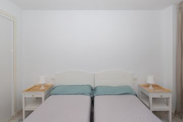 https://cdn.resales-online.com/public/igwbswt24etu184o/properties/d1fc587d3b8311f0ad0102e0405b089b/w1200/5-3595ad71cbd87be6c3643a4285ef4791.jpg?v=1748413379