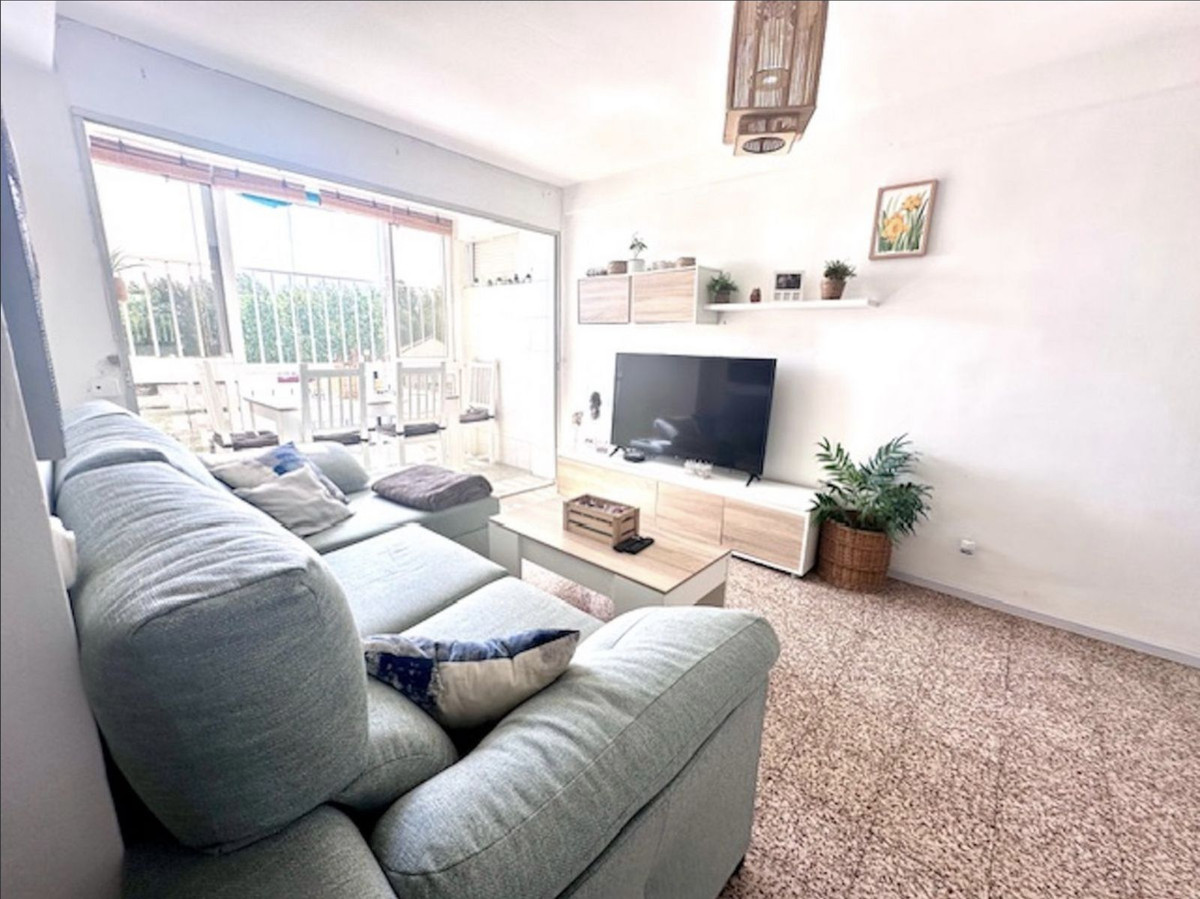 https://cdn.resales-online.com/public/egar3xm0bp/properties/39bba9c9405511f0ad0102e0405b089b/w1200/1-7980e48d732b6fc85c14b43b94d2aa54.jpg?v=1748944753