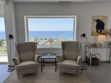 https://cdn.resales-online.com/public/exkwnp8qxt/properties/07e97fcf406711f0ad0102e0405b089b/w1200/18-cc72f169493c096e712837ff5d8b6e41.jpg?v=1749040198