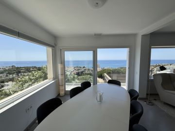 https://cdn.resales-online.com/public/exkwnp8qxt/properties/07e97fcf406711f0ad0102e0405b089b/w1200/20-d1f7658cbe4ba6cd8666fec30fba80ad.jpg?v=1749040198