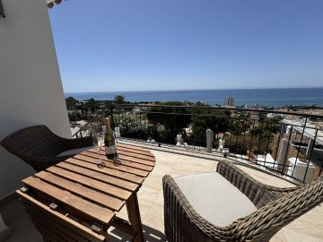 https://cdn.resales-online.com/public/exkwnp8qxt/properties/07e97fcf406711f0ad0102e0405b089b/w1200/29-7c2f312881aea9bbe9ddaeb9640e2c9a.jpg?v=1749040198