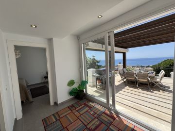 https://cdn.resales-online.com/public/exkwnp8qxt/properties/07e97fcf406711f0ad0102e0405b089b/w1200/38-9b9a71c4c46e127e5c6f91a74b158396.jpg?v=1749040198