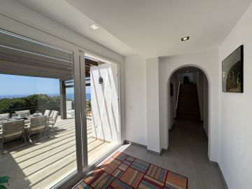 https://cdn.resales-online.com/public/exkwnp8qxt/properties/07e97fcf406711f0ad0102e0405b089b/w1200/39-a493fe9149752455d4aa759b42ca0ea1.jpg?v=1749040198
