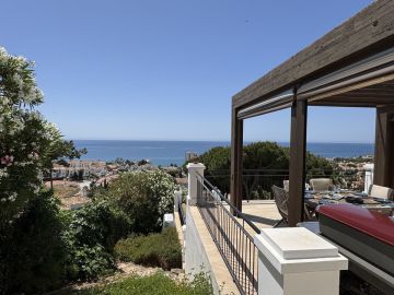 https://cdn.resales-online.com/public/exkwnp8qxt/properties/07e97fcf406711f0ad0102e0405b089b/w1200/4-c23c0f86247804fa50226aecd8b0b2c8.jpg?v=1749040198