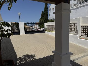 https://cdn.resales-online.com/public/exkwnp8qxt/properties/07e97fcf406711f0ad0102e0405b089b/w1200/53-3072a33e2bffe507cb146ce711615059.jpg?v=1749040198