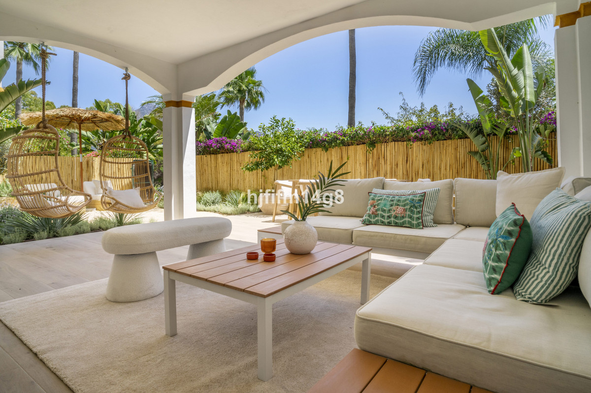 https://cdn.resales-online.com/public/hjfifm14g8/properties/12abf88e403211f0ad0102e0405b089b/w1200/1-7980e48d732b6fc85c14b43b94d2aa54.jpg?v=1749014443
