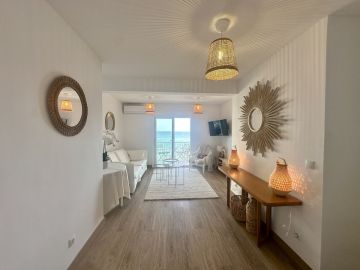https://cdn.resales-online.com/public/jss4682jto/properties/df6a738f5d7211ef90df0217bc231ef4/w1200/13-5fd73dea700db77384c091ca9818b1a9.jpg?v=1748346095