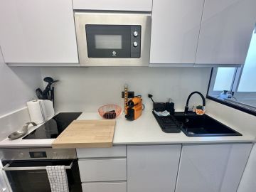 https://cdn.resales-online.com/public/jss4682jto/properties/df6a738f5d7211ef90df0217bc231ef4/w1200/18-cc72f169493c096e712837ff5d8b6e41.jpg?v=1748346095