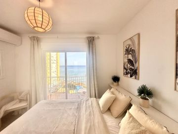 https://cdn.resales-online.com/public/jss4682jto/properties/df6a738f5d7211ef90df0217bc231ef4/w1200/22-bcf8e6250e0bab365f900a8ac31ac040.jpg?v=1748346095