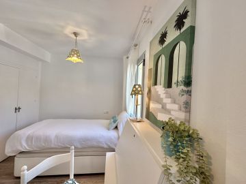https://cdn.resales-online.com/public/jss4682jto/properties/df6a738f5d7211ef90df0217bc231ef4/w1200/30-5e8634ec9576c9ad4825a6dec5b5d375.jpg?v=1748346095