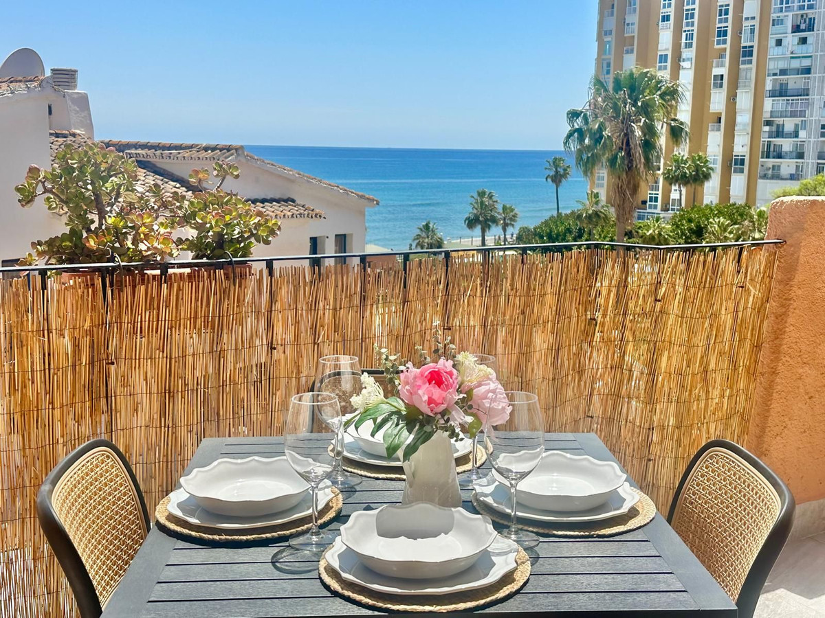 https://cdn.resales-online.com/public/jss4682jto/properties/69b29aa9108811ef857e0217bc231ef4/w1200/1-7980e48d732b6fc85c14b43b94d2aa54.jpg?v=1736272830