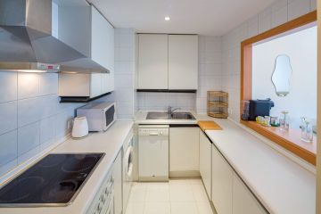 https://cdn.resales-online.com/public/xfnjwk1pw1/properties/1c92f8c141ed11f0ad0102e0405b089b/w1200/12-53013098fcab6c38b1379cd33298e050.jpg?v=1749140011
