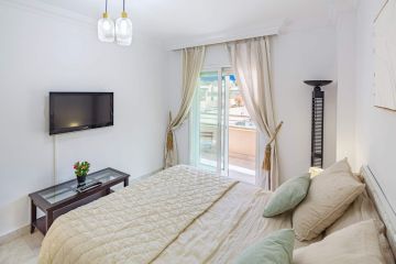 https://cdn.resales-online.com/public/xfnjwk1pw1/properties/1c92f8c141ed11f0ad0102e0405b089b/w1200/18-cc72f169493c096e712837ff5d8b6e41.jpg?v=1749140011