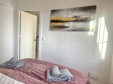 https://cdn.resales-online.com/public/jss4682jto/properties/47ee3cb0451811f0ad0102e0405b089b/w1200/14-d70dc3102c00d7be0e872dfe1c1f86d7.jpg?v=1749466703