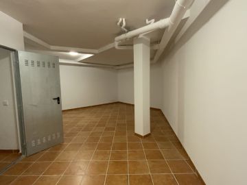 https://cdn.resales-online.com/public/11ri1gpymy/properties/77c02229450911f0ad0102e0405b089b/w1200/15-11d12f2f454f2f5e9b981fdd8b901d51.jpg?v=1749461583