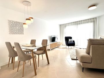 https://cdn.resales-online.com/public/11ri1gpymy/properties/77c02229450911f0ad0102e0405b089b/w1200/2-5bd7b9d04b45e33852eaf0ec6670150d.jpg?v=1749461583