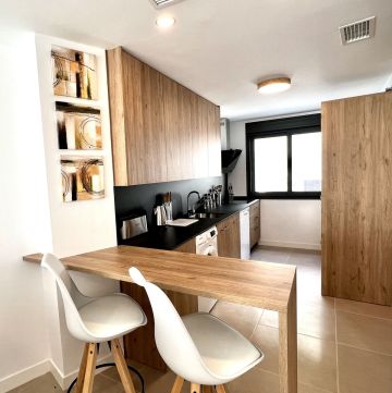 https://cdn.resales-online.com/public/11ri1gpymy/properties/77c02229450911f0ad0102e0405b089b/w1200/4-c23c0f86247804fa50226aecd8b0b2c8.jpg?v=1749461583
