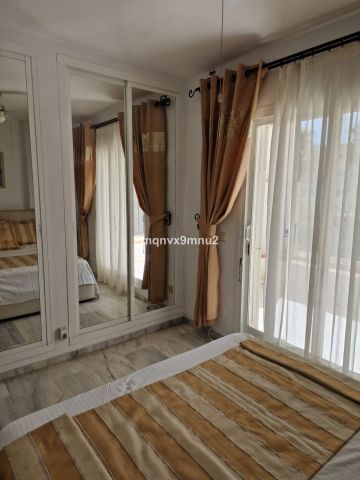 https://cdn.resales-online.com/public/mqnvx9mnu2/properties/5b2bb6b6405711f0ad0102e0405b089b/w1200/9-467d0cee5b725f3ef65f102a0c2e69c0.jpg?v=1748944724