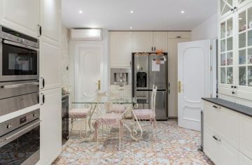 https://cdn.resales-online.com/public/2clagkpr0e/properties/e7ec13921f8811f0ad0102e0405b089b/w1200/16-ec67b526875bf0124b6ce4328a754439.jpg?v=1745338355